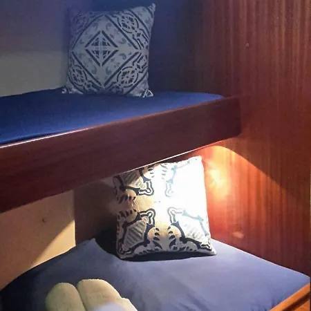 Botel Zingara *